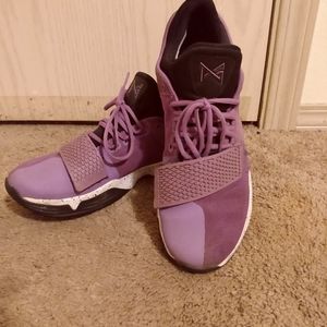 Nike PG1 Paul George basketball shoes size 10.5